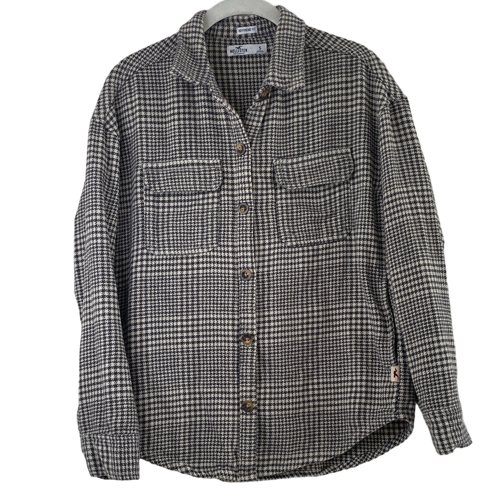 HOLLISTER Boyfriend fit Hounds Tooth Blue and Tan Flannel Shacket Size S